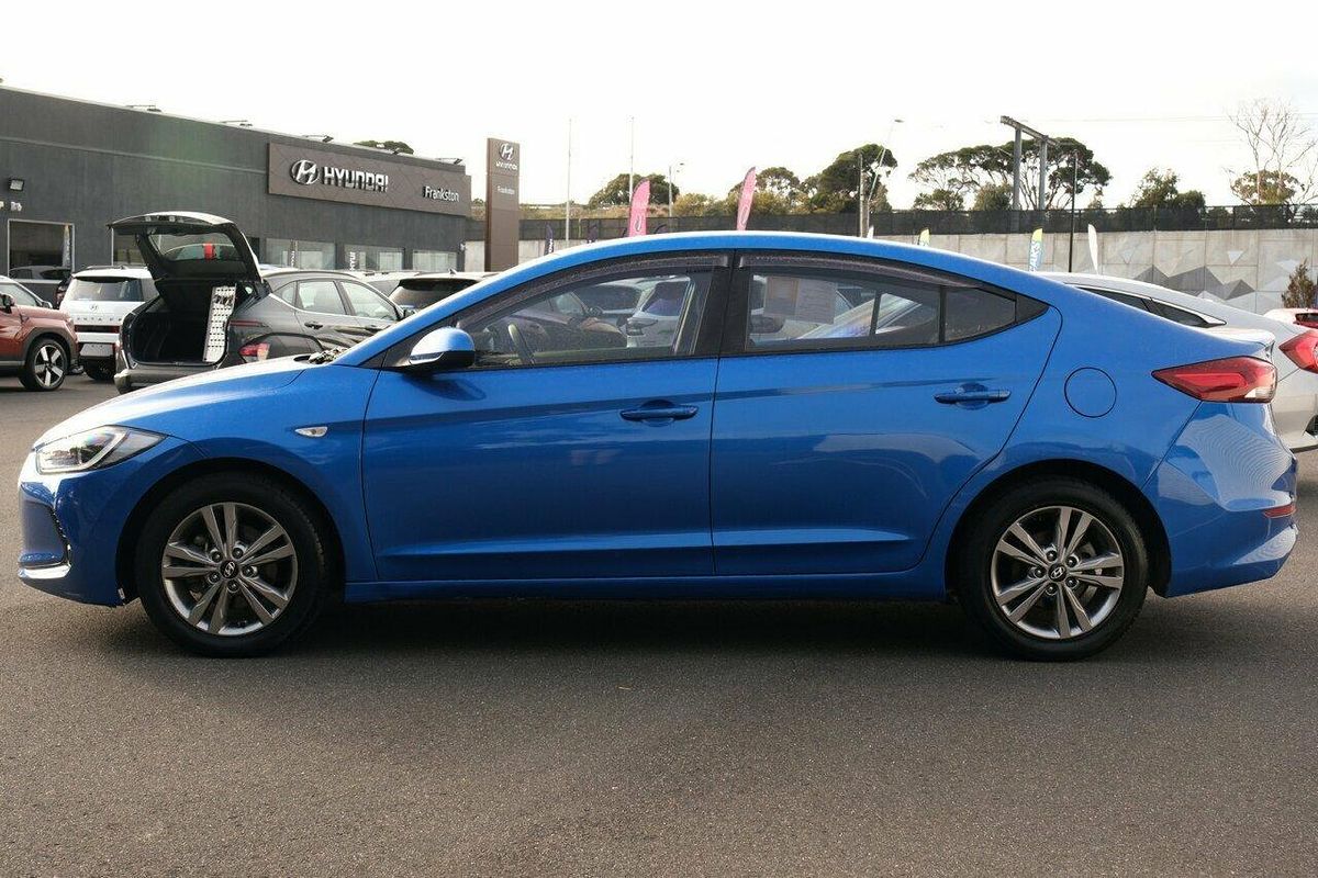 2017 Hyundai Elantra Active AD