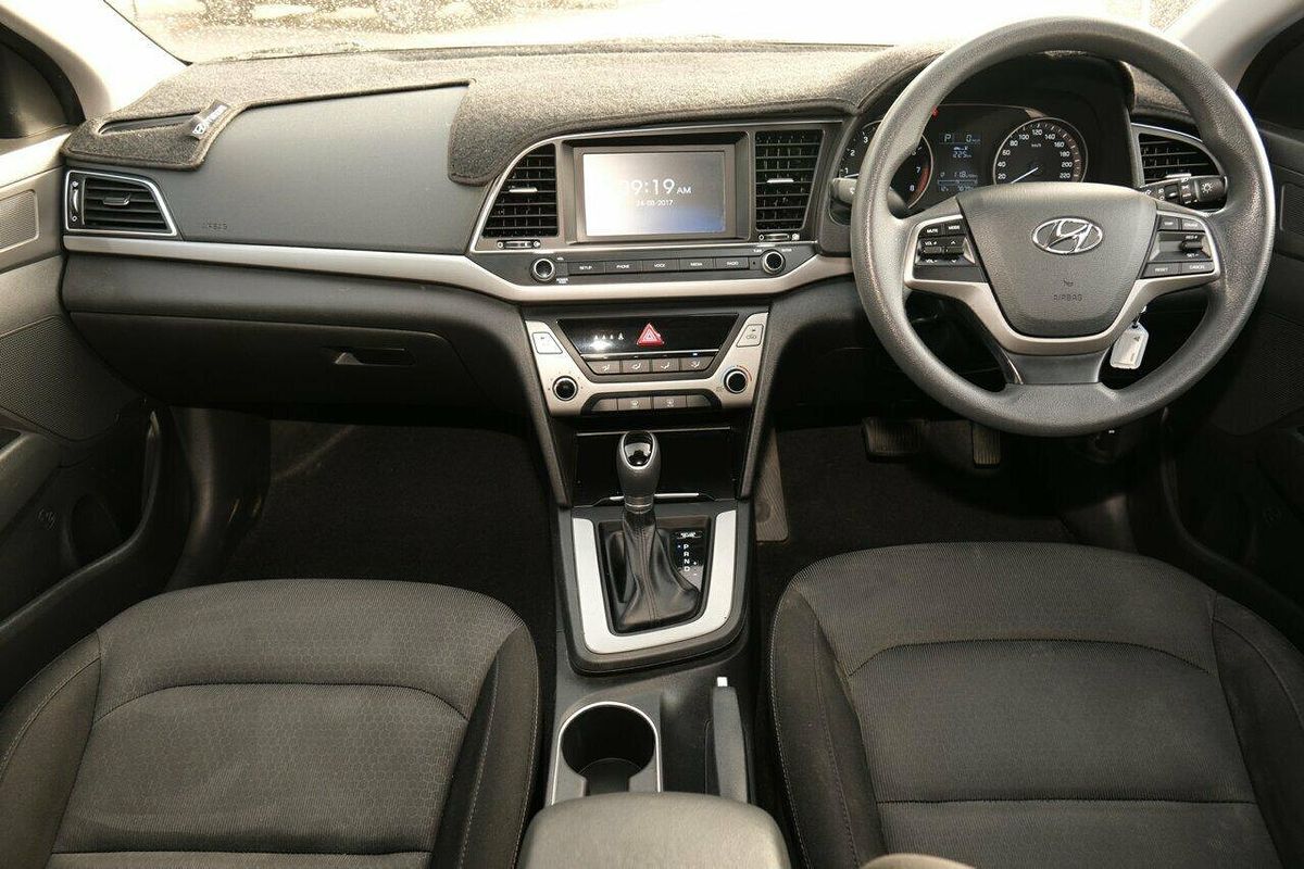 2017 Hyundai Elantra Active AD