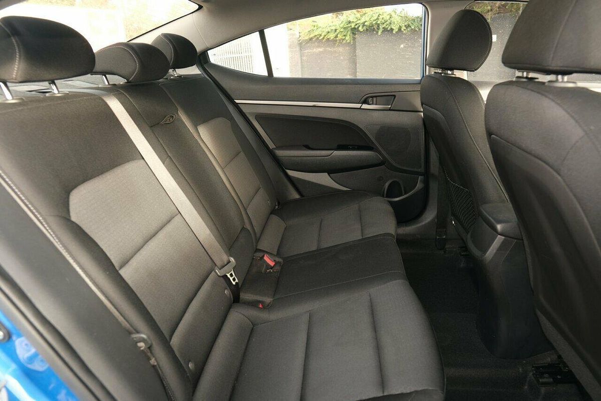 2017 Hyundai Elantra Active AD