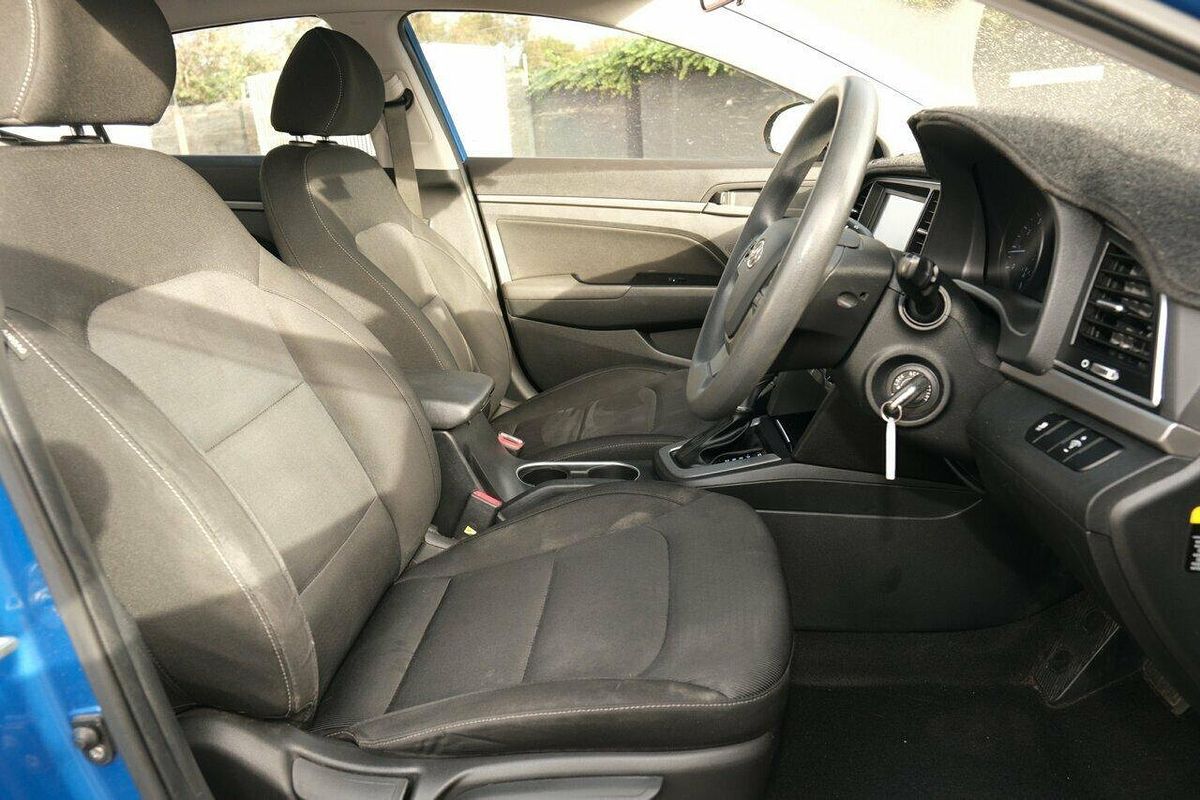 2017 Hyundai Elantra Active AD