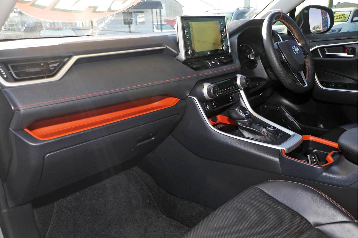 2020 Toyota RAV4 Edge AXAA54R