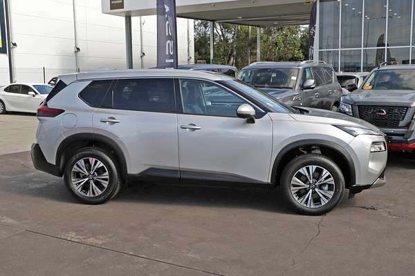 2024 Nissan X-TRAIL ST-L T33