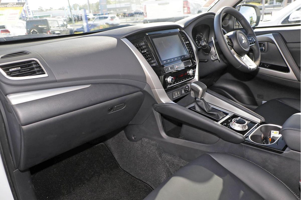 2024 Mitsubishi Pajero Sport GLS QG