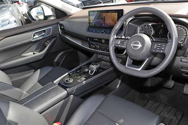 2024 Nissan X-TRAIL ST-L T33