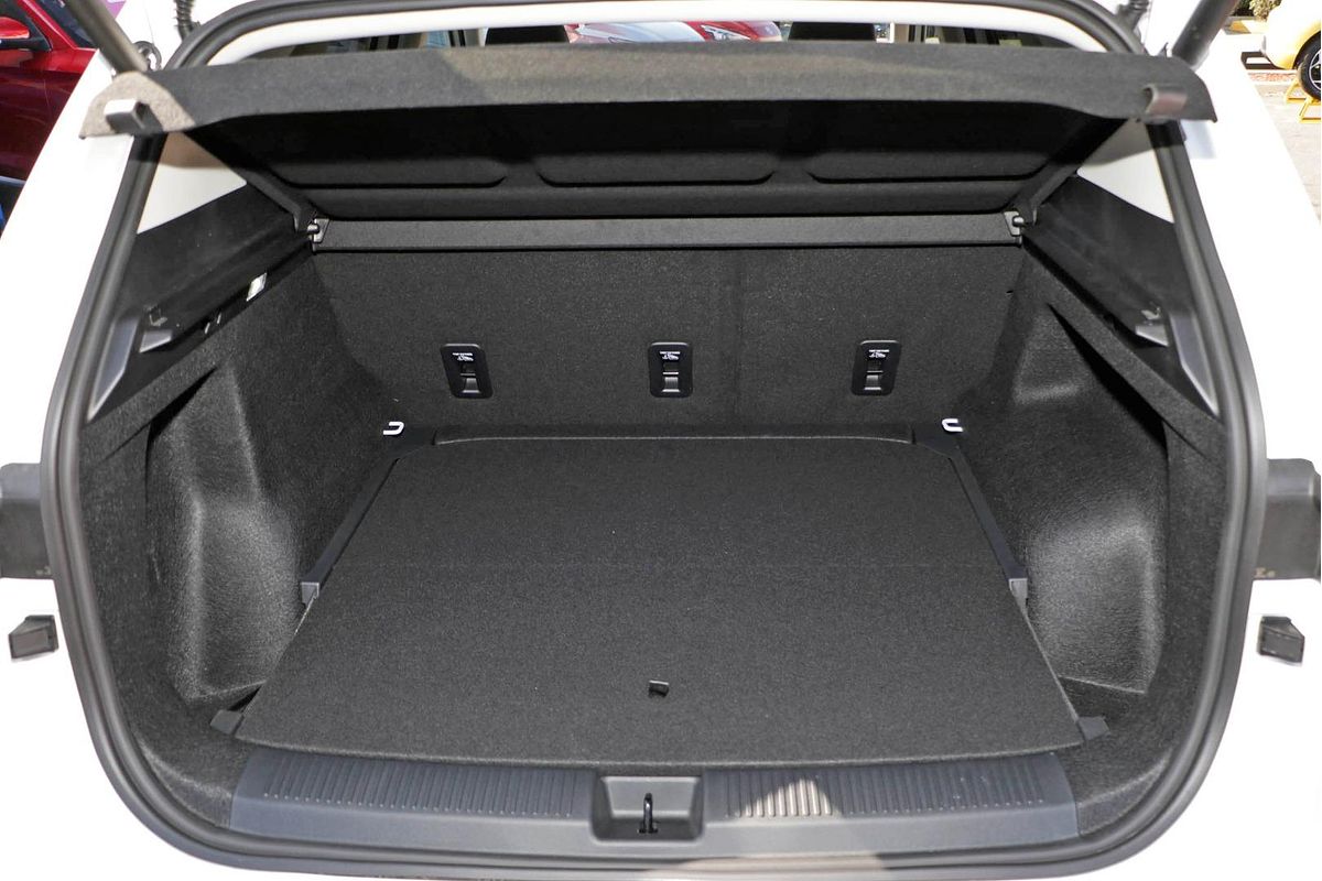 2025 MG MGS5 EV Essence 49 ZS3EM