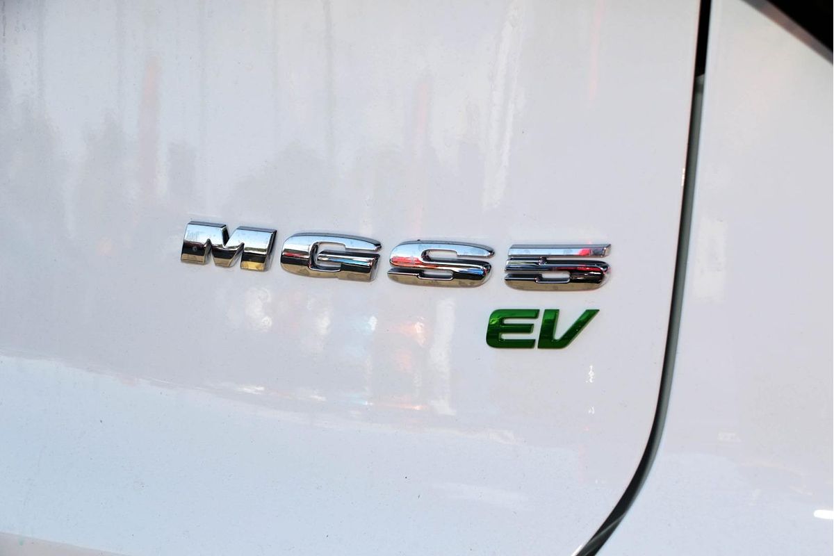 2025 MG MGS5 EV Essence 49 ZS3EM