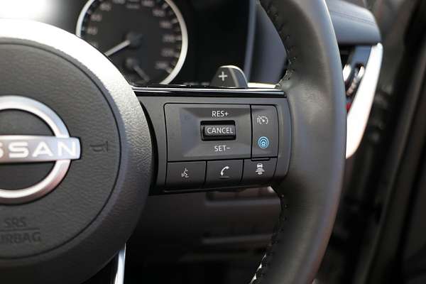 2024 Nissan X-TRAIL ST-L T33