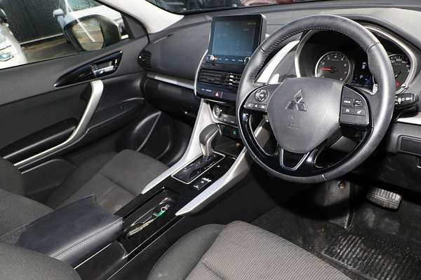 2024 Mitsubishi Eclipse Cross LS YB