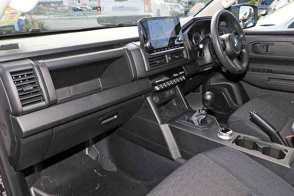 2025 Mitsubishi Triton GLX MV 4X4