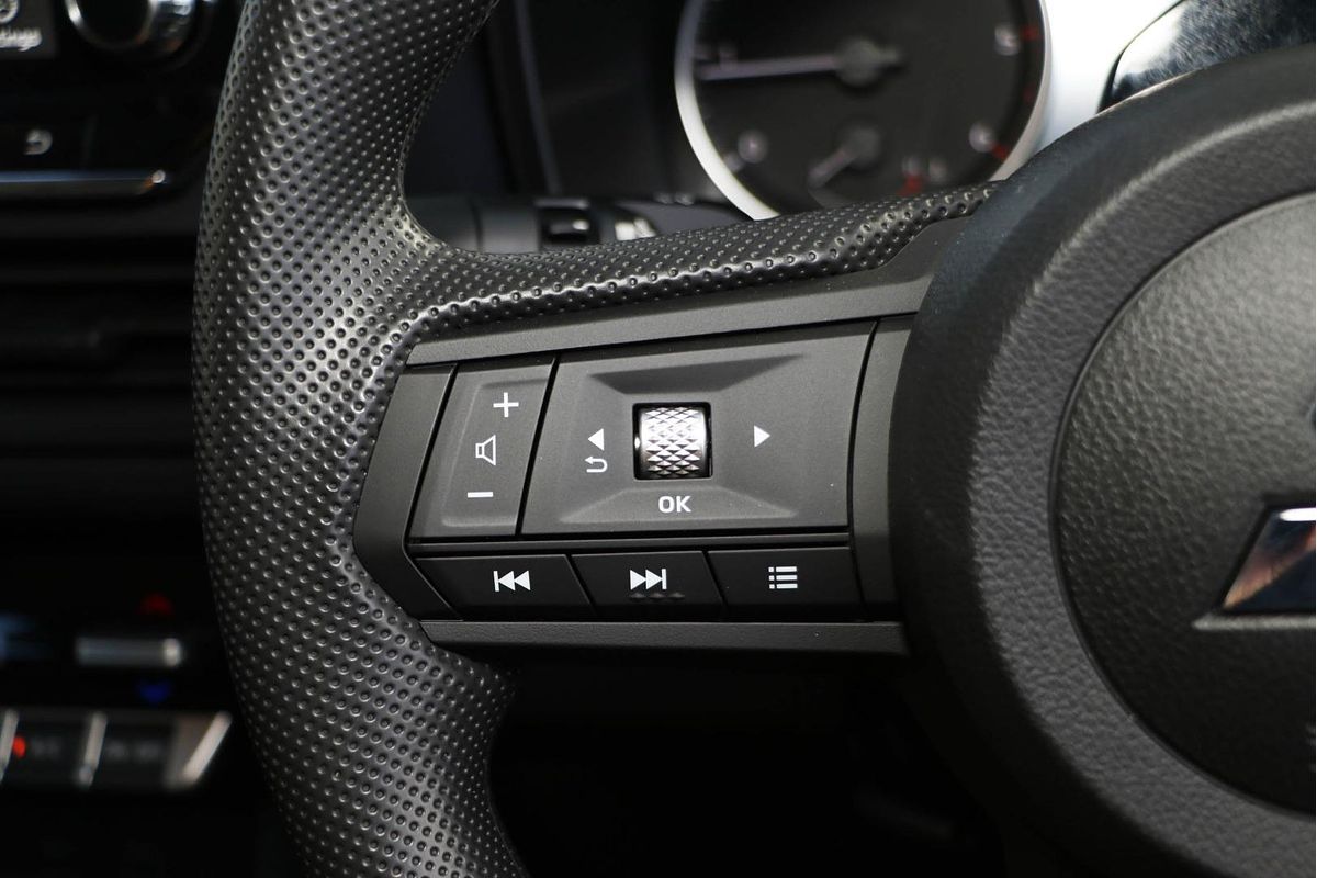 2025 Mitsubishi Triton GLX MV 4X4
