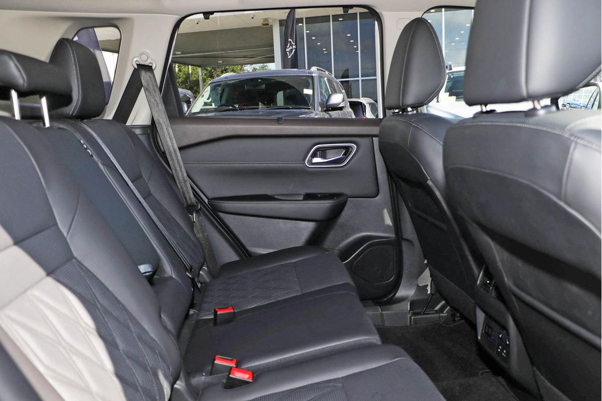 2024 Nissan X-TRAIL Ti-L T33