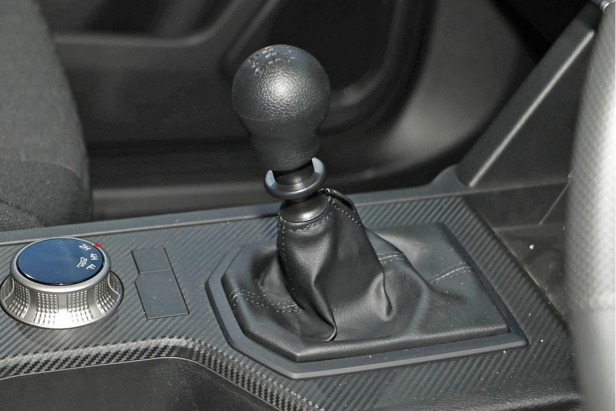 2025 Mitsubishi Triton GLX MV 4X4