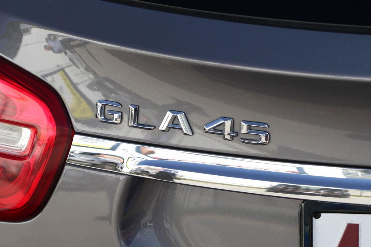 2015 Mercedes-Benz GLA-Class GLA45 AMG X156