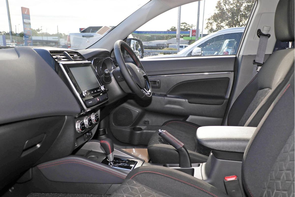 2024 Mitsubishi ASX MR XD