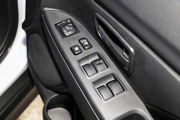 2024 Mitsubishi ASX MR XD