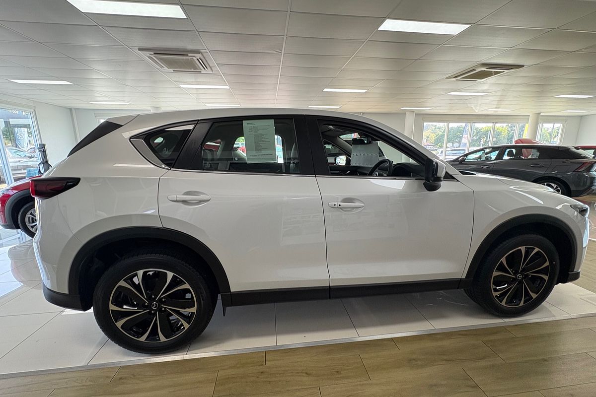 2025 Mazda CX-5 G25 Touring KF Series