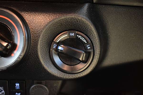 2021 Toyota Hilux SR GUN126R 4X4