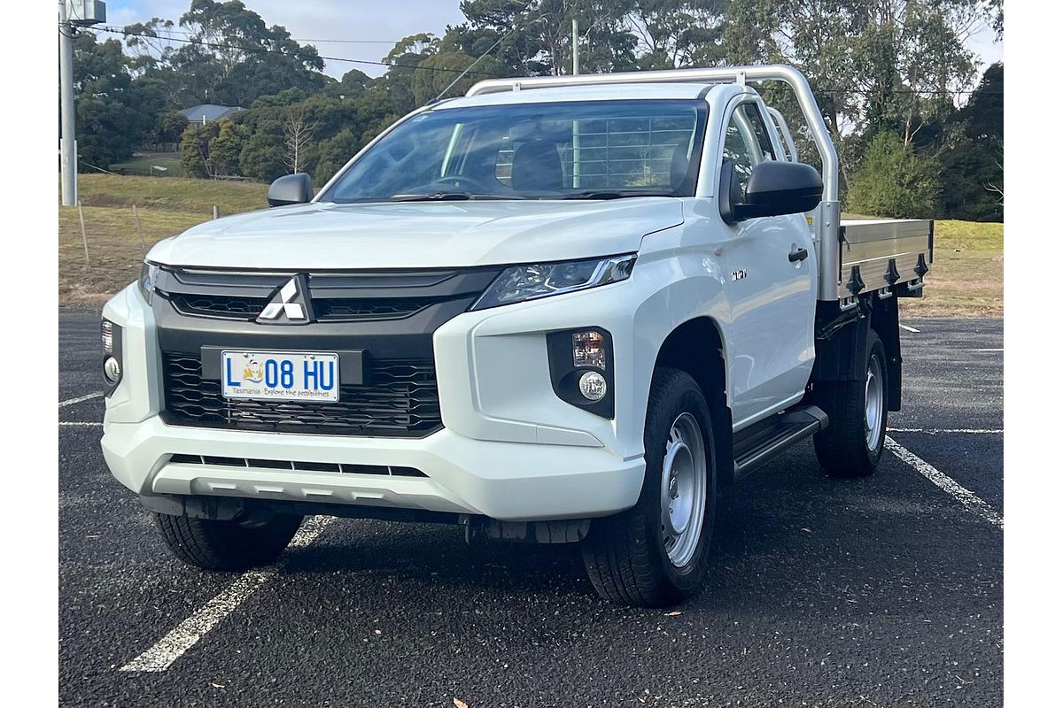 2023 Mitsubishi Triton GLX MR 4X4