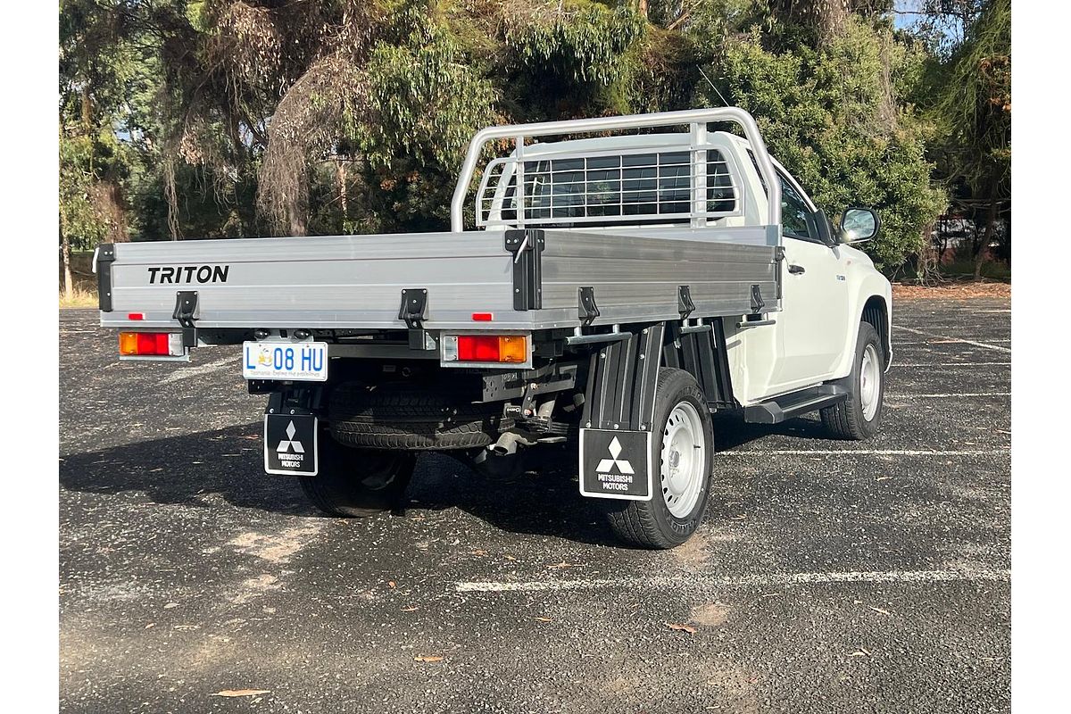 2023 Mitsubishi Triton GLX MR 4X4