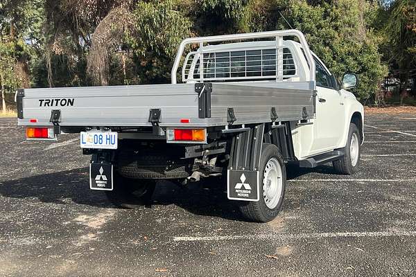 2023 Mitsubishi Triton GLX MR 4X4