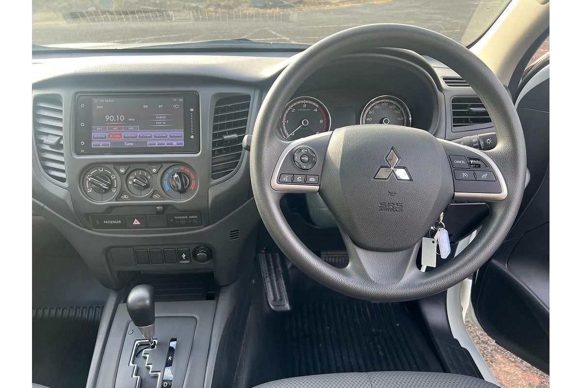 2023 Mitsubishi Triton GLX MR 4X4