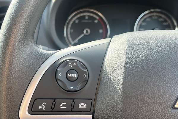 2023 Mitsubishi Triton GLX MR 4X4