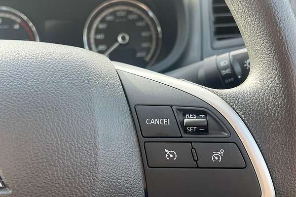 2023 Mitsubishi Triton GLX MR 4X4