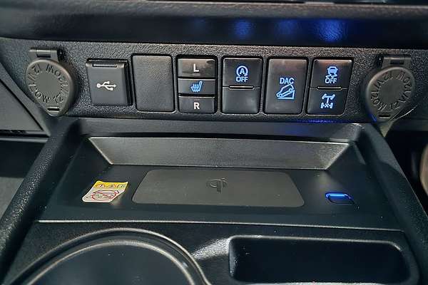 2024 Toyota Hilux Rogue 48V GUN126R 4X4