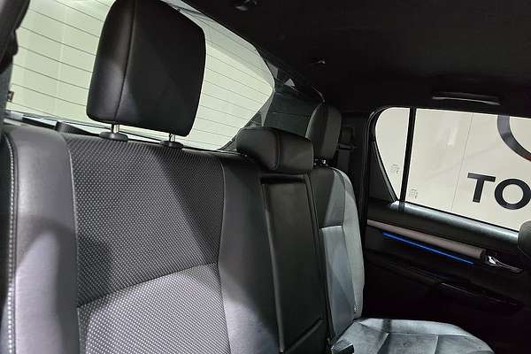 2024 Toyota Hilux Rogue 48V GUN126R 4X4