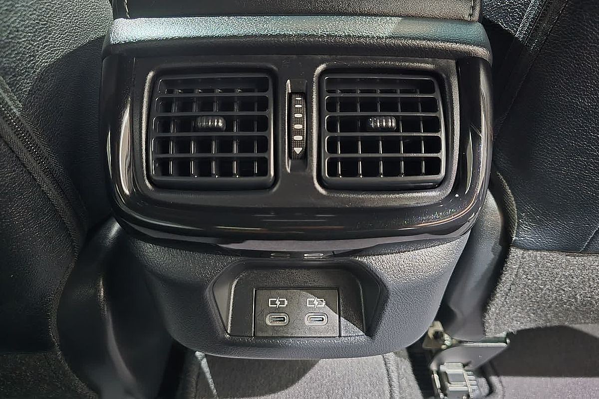 2024 Toyota Hilux Rogue 48V GUN126R 4X4