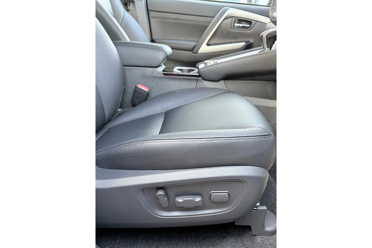 2024 Mitsubishi Pajero Sport GLS QG