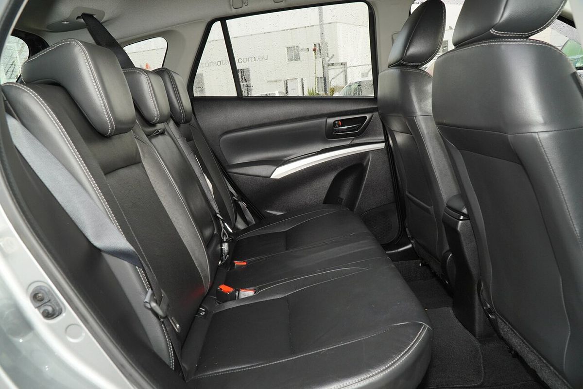 2018 Suzuki S-Cross Turbo Prestige JY