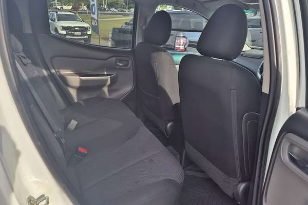 2015 Mitsubishi Triton GLS MQ 4X4