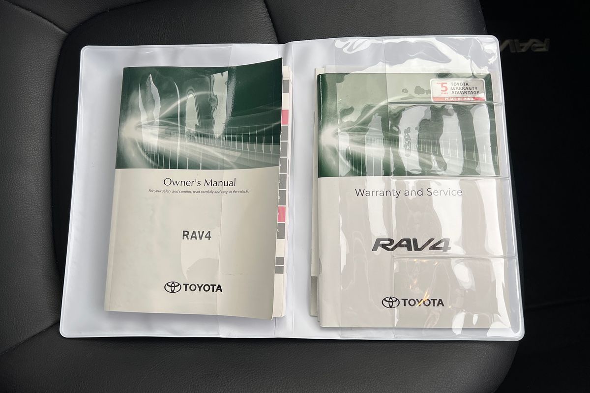 2020 Toyota RAV4 Cruiser MXAA52R