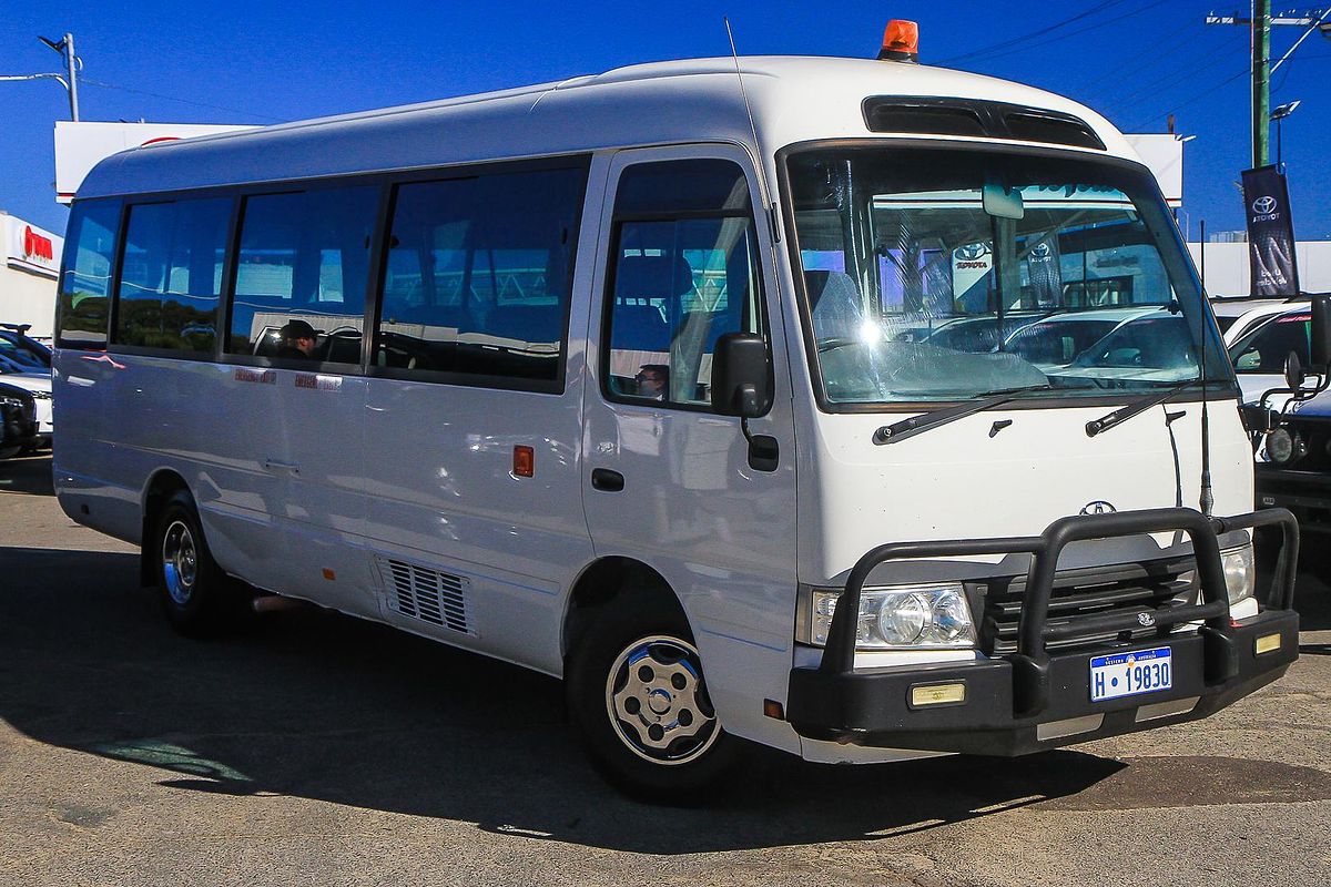 2010 Toyota Coaster XZB50R