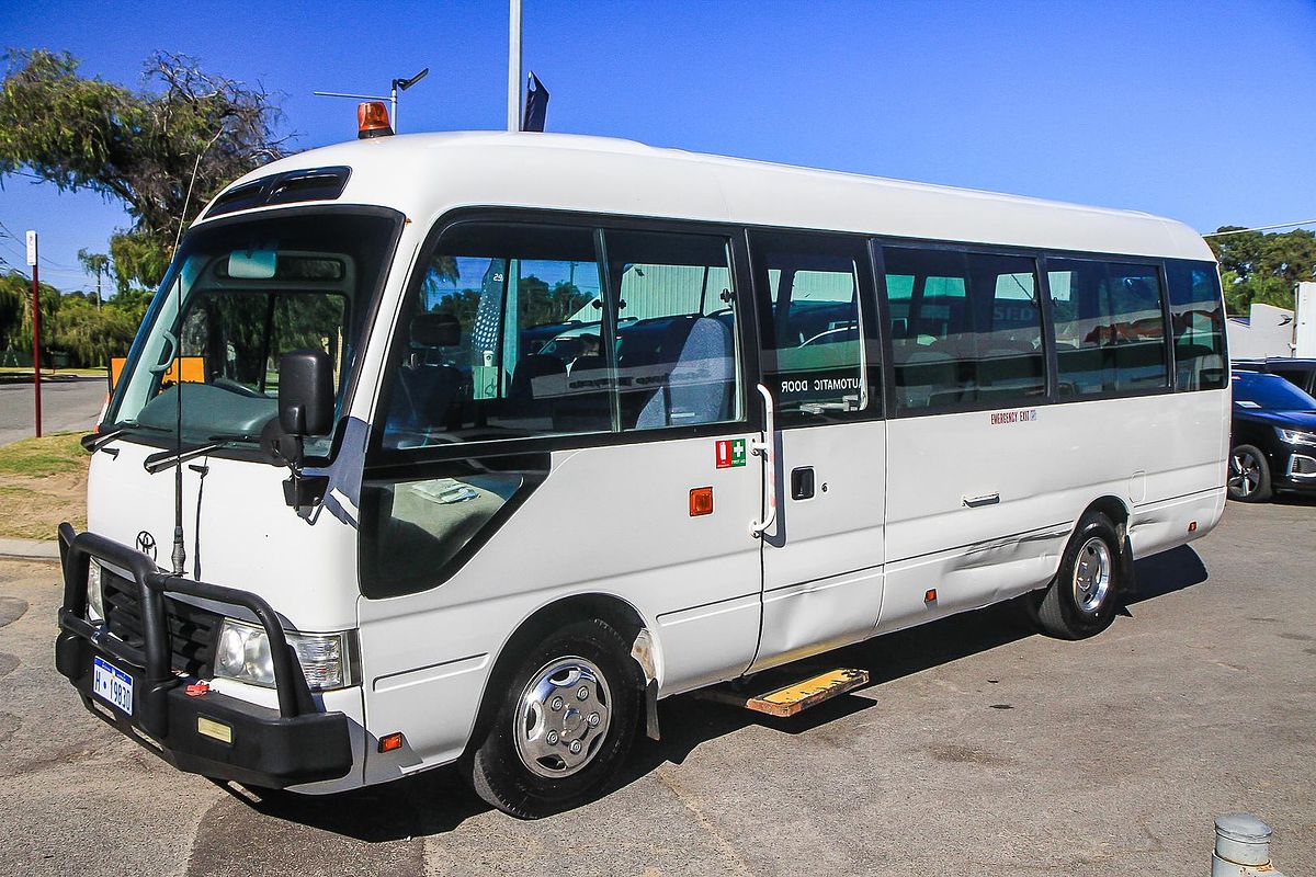 2010 Toyota Coaster XZB50R
