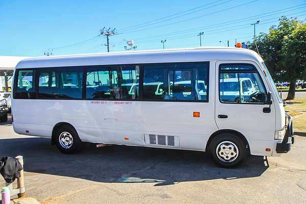 2010 Toyota Coaster XZB50R