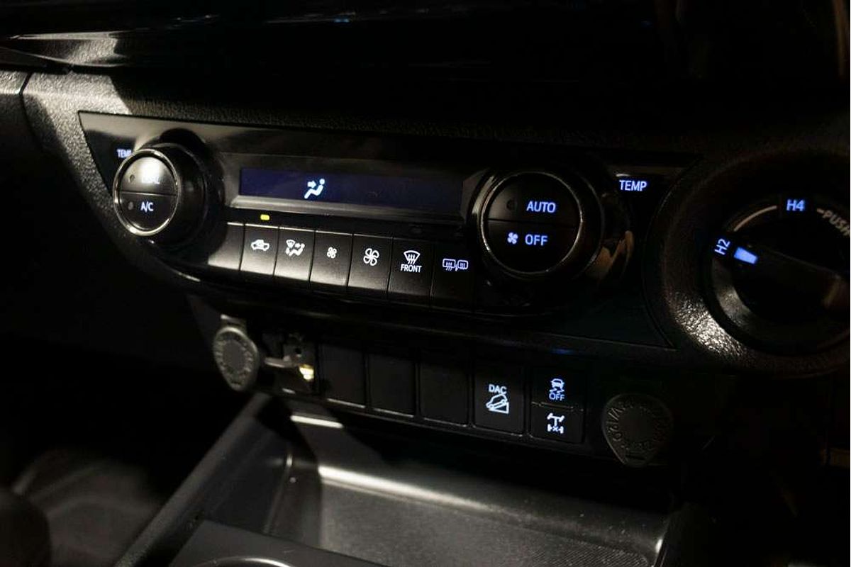 2022 Toyota Hilux SR5 GUN126R 4X4