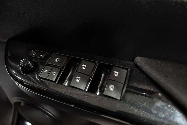2022 Toyota Hilux SR5 GUN126R 4X4