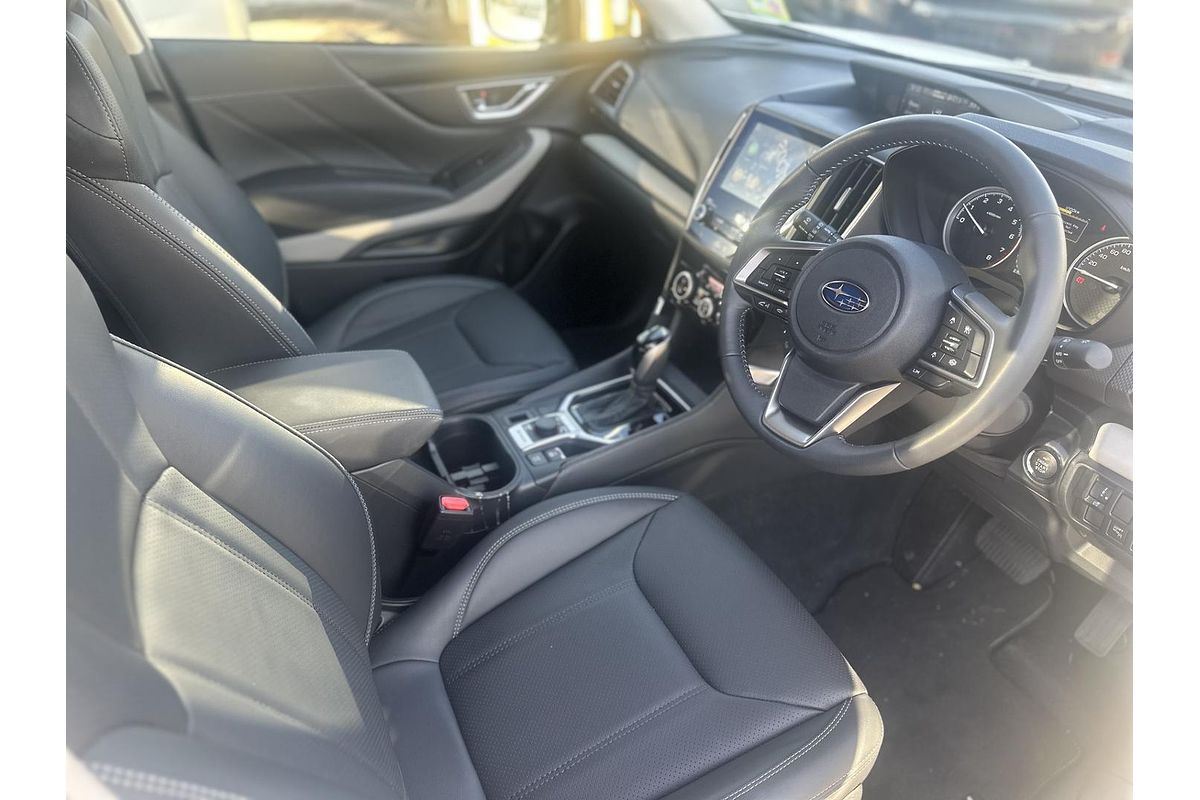 2025 Subaru Forester 2.5i S5