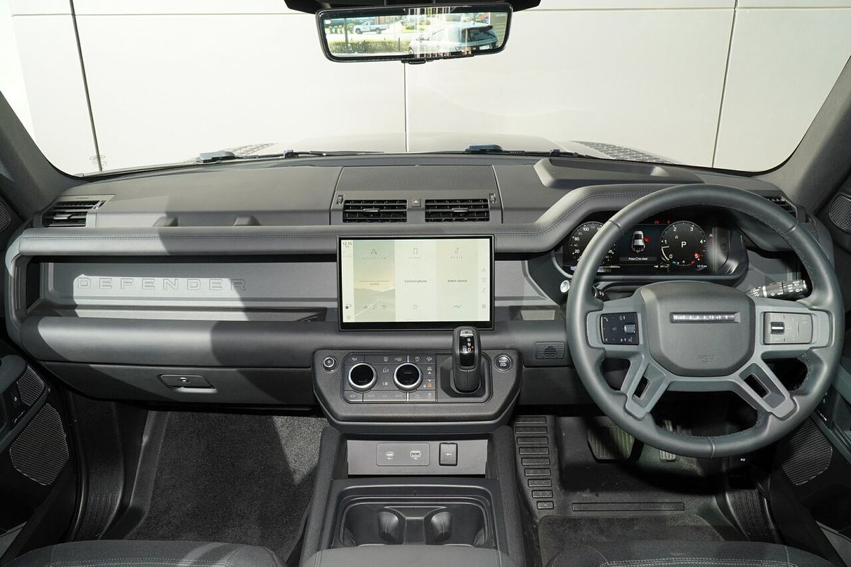2023 Land Rover Defender 110 D300 X-Dynamic HSE L663