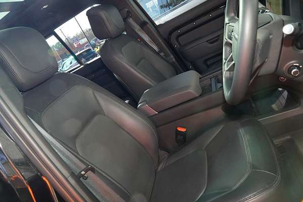 2023 Land Rover Defender 110 D300 X-Dynamic HSE L663
