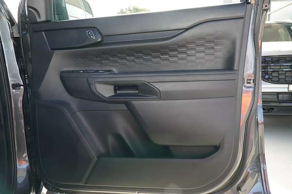 2024 Ford Everest Ambiente 2.0L