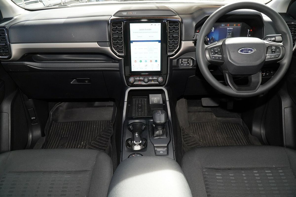 2024 Ford Everest Ambiente 2.0L