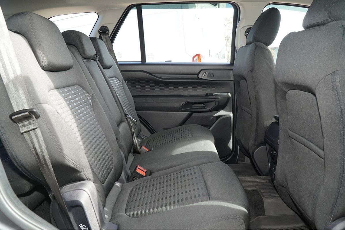 2024 Ford Everest Ambiente 2.0L
