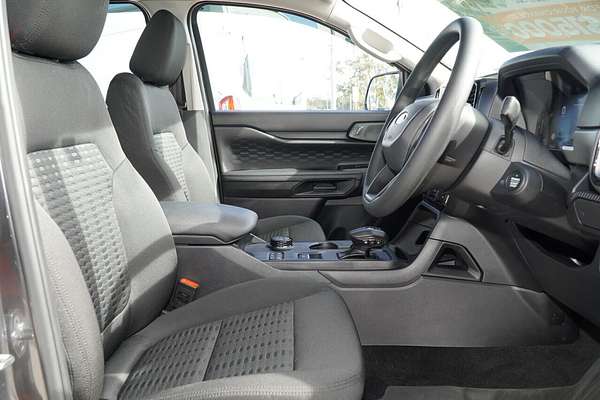 2024 Ford Everest Ambiente 2.0L
