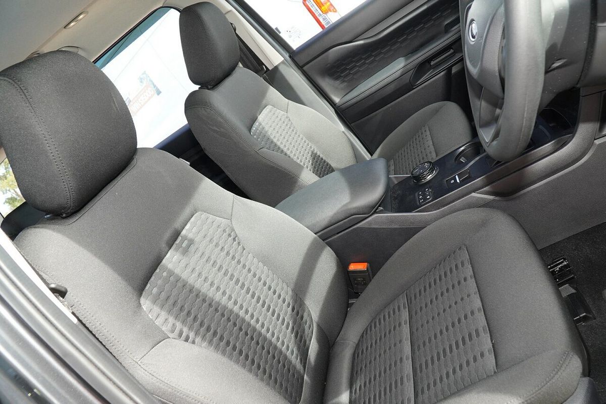 2024 Ford Everest Ambiente 2.0L