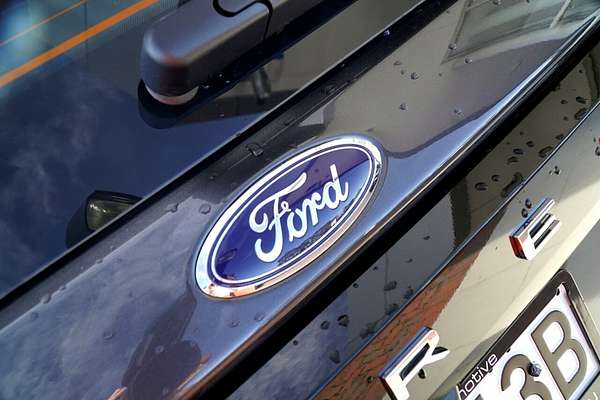 2024 Ford Everest Ambiente 2.0L