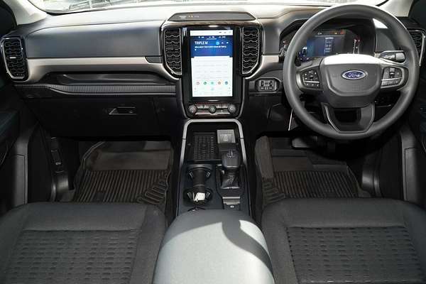 2024 Ford Everest Ambiente 2.0L