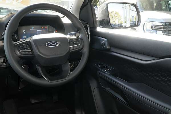 2024 Ford Everest Ambiente 2.0L